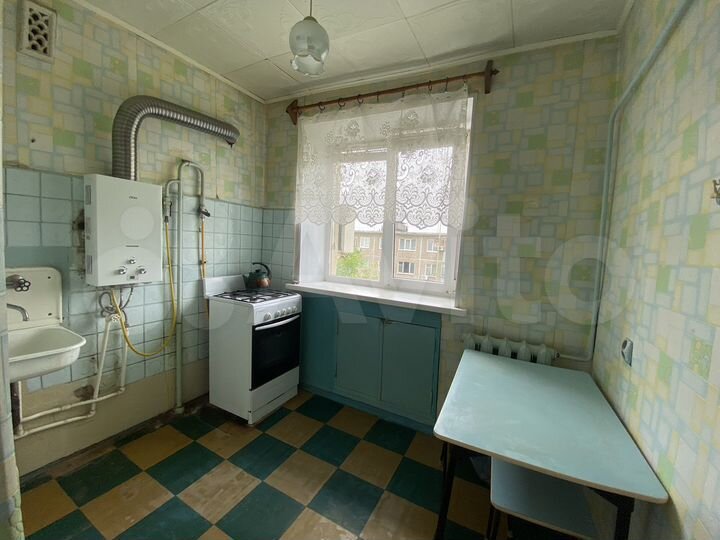 2-к. квартира, 42 м², 5/5 эт.