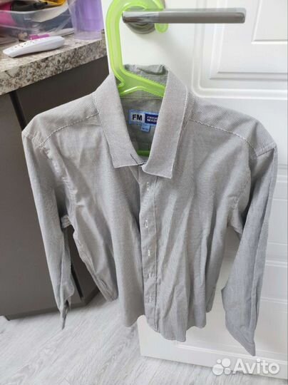 Рубашки школьные 10-12 лет