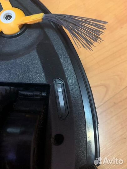 Робот пылесос Royal