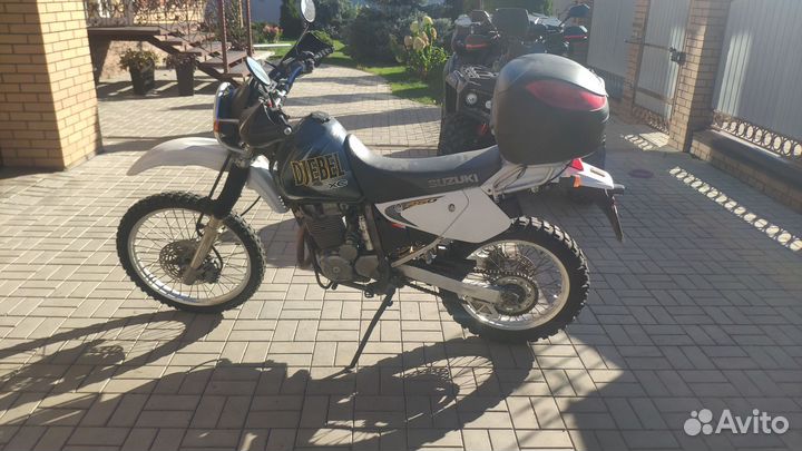 Suzuki Djebel 250