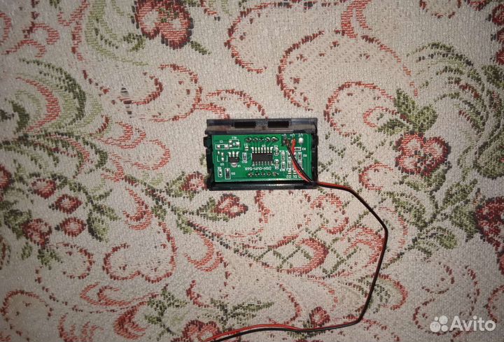 Цифровой вольтметр 4,5-30V