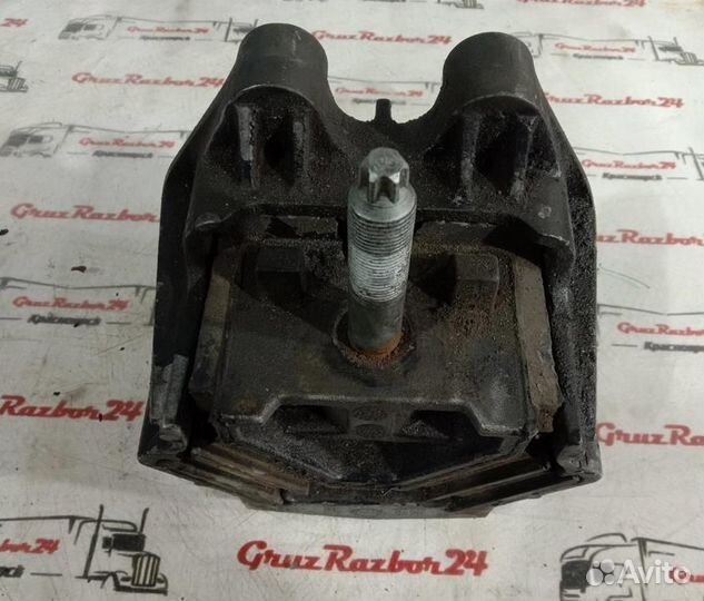 Опора двигателя передняя MAN 81962100620