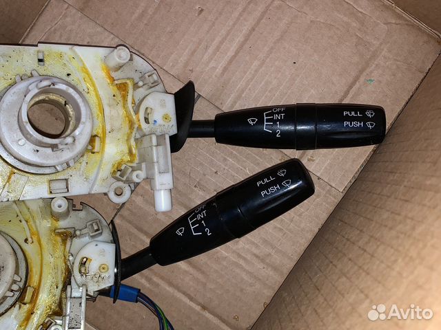 Правый подрулевой переключатель Киа Спектра