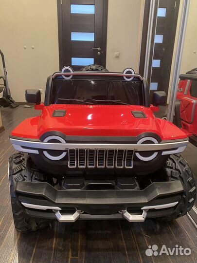 Детский электромобиль джип