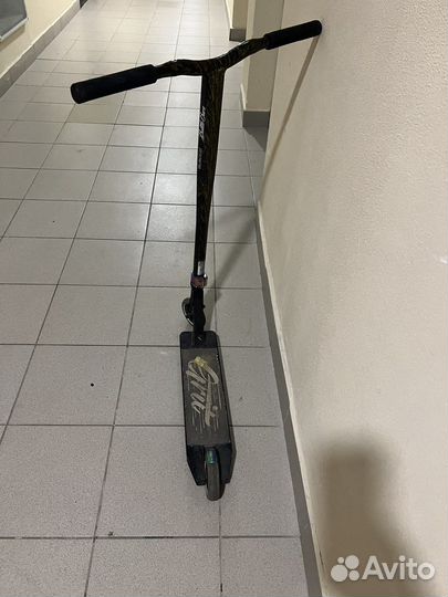 Трюковой самокат