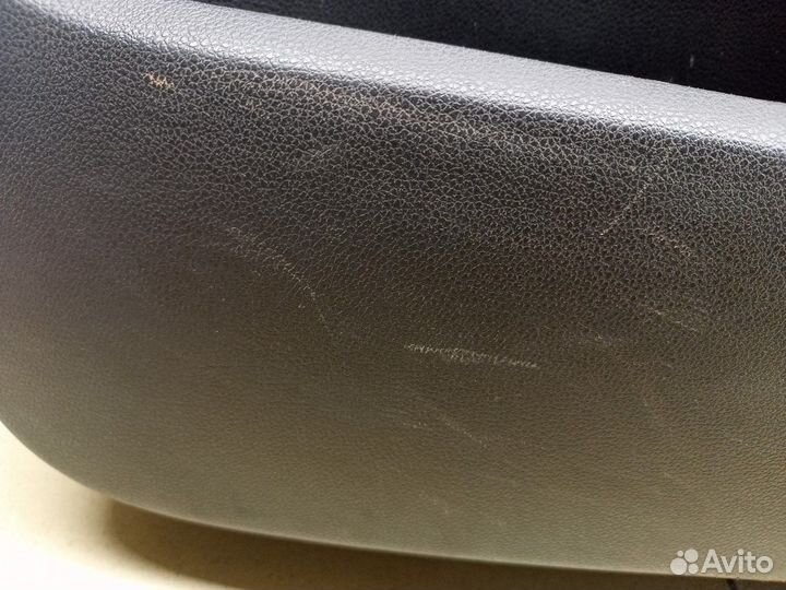 Обшивка двери передней правой 408 2012