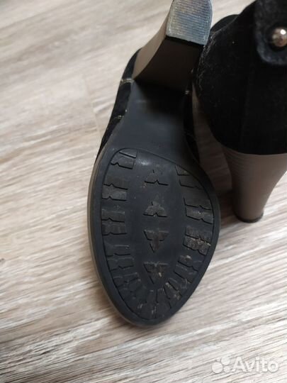 Туфли разные новые