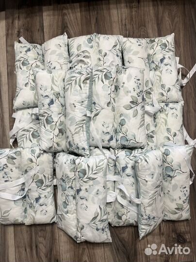 Бортики в детскую кроватку « эвкалипт»