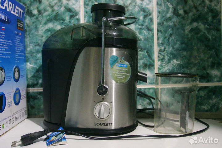 Соковыжималка Scarlett SC-012