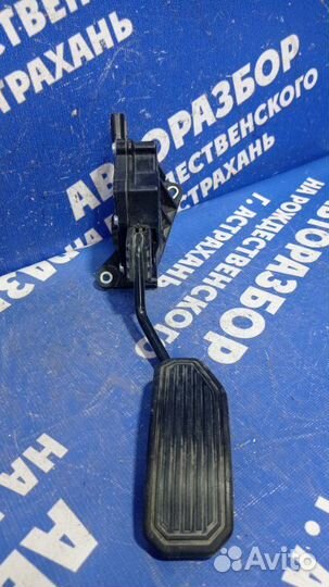 Педаль газа Toyota Camry 40 седан 2AZ-FE 2008