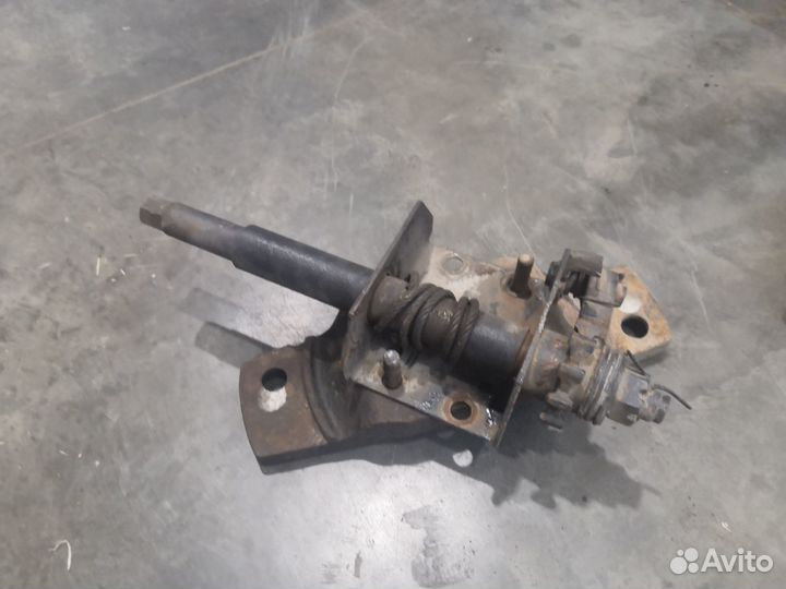 Дзк kamaz 5490 (держатель запасного колеса)