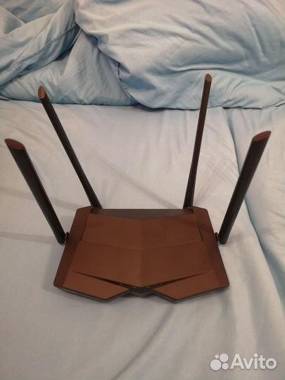 Роутер tenda AC10/AC1200