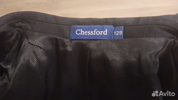 Пиджак школьный для мальчика 128. новый