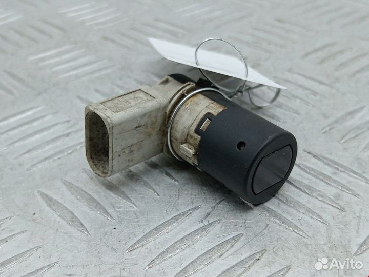 Датчик парктроника seat Alhambra рест. 2004