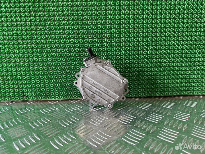 Насос вакуумный BMW 3 E90 2.0 N46