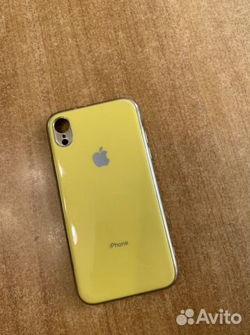 Чехол на iPhone