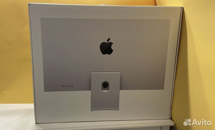 Apple Studio display + Mac Studio M1 Max 512 gb