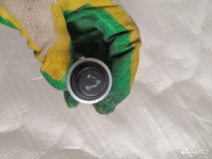 Прикуриватель Volkswagen Touran 1 2004