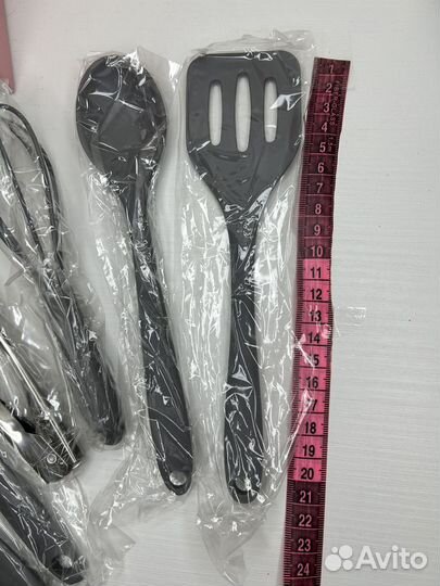 Набор кухонных принадлежностей из силикона новый