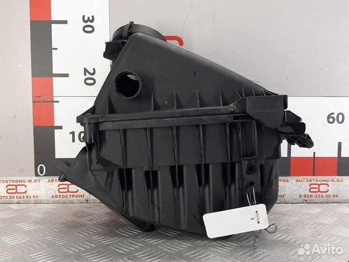 Корпус воздушного фильтра Audi A4 B6 2002