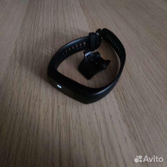 Смарт часы honor band 5