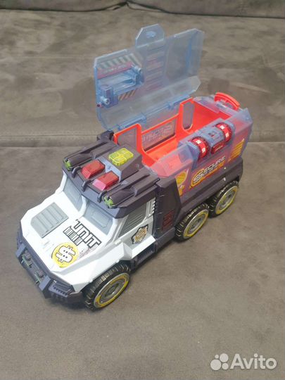 Машина инкассаторская