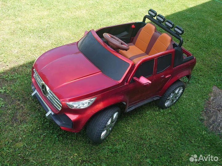 Детский электромобиль