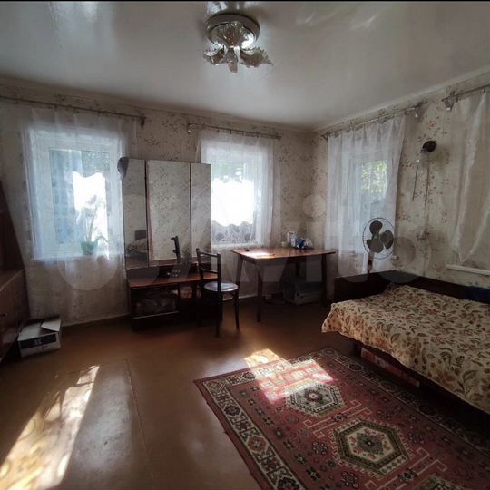 Дом 50 м² на участке 8 сот.