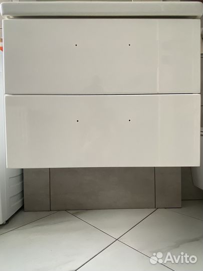 Тумба в ванную под раковину