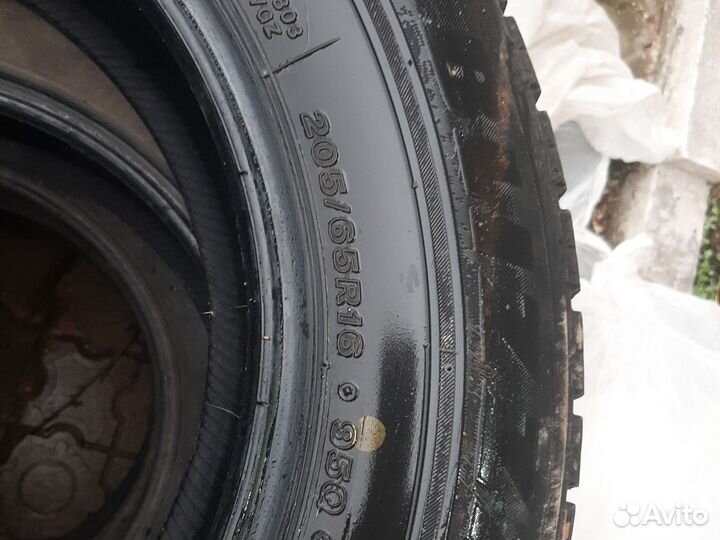 Bridgestone Blizzak Revo GZ 205/65 R16 98