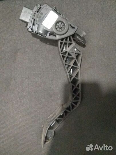 Педаль газа АКПП Пежо 308 Ситроен С4