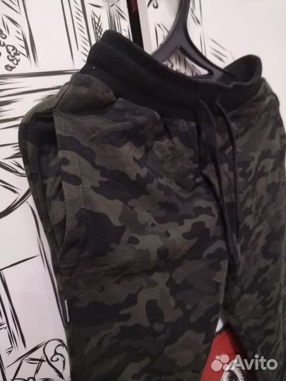 Спортивные штаны