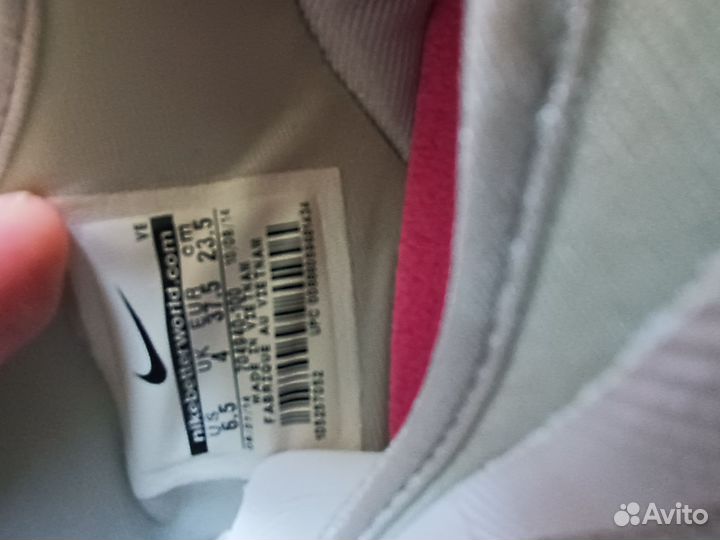 Кроссовки nike женские 37.5