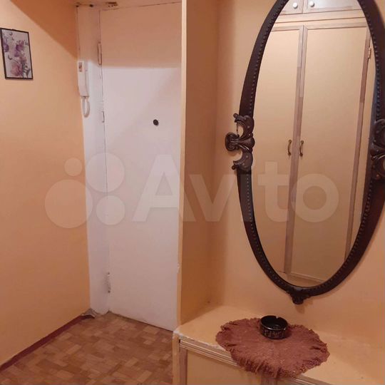 2-к. квартира, 50 м², 3/10 эт.