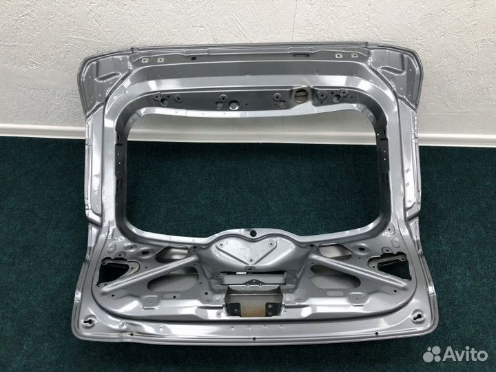 Крышка багажника LADA Vesta