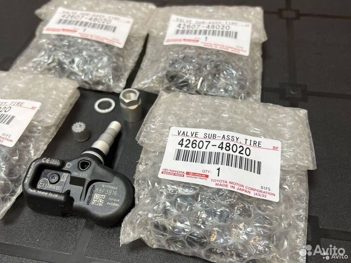 Датчики давления в шинах Тойота 4260748020
