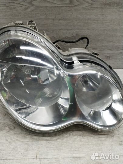 Фара галогеновая Mercedes C-Class W203 OM646 2007