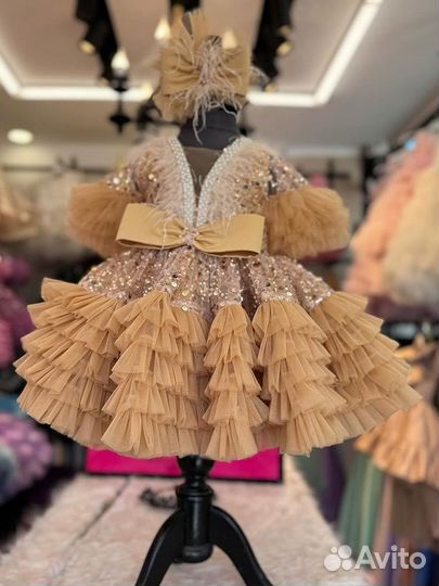 Нарядное платье для девочки