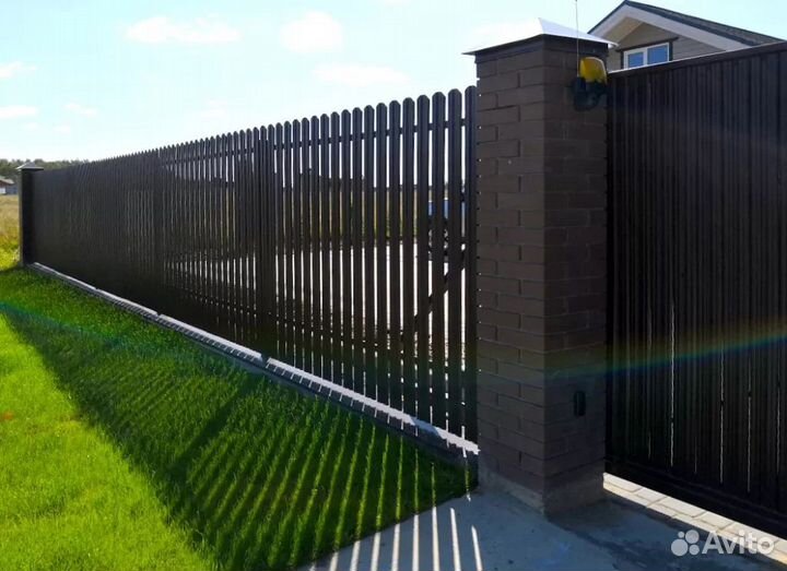 Заборы из металлического штакетника с гарантией 3