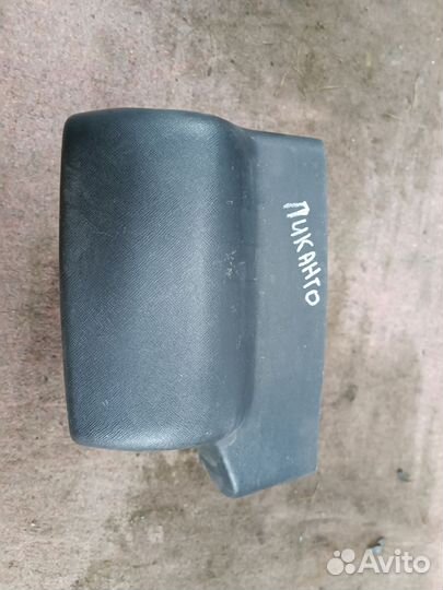 Кожух рулевой колонки kia picanto 1