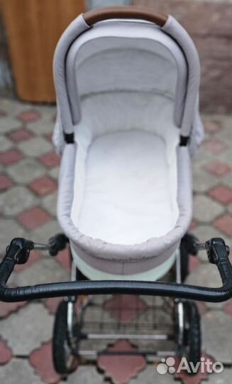 Коляска Навингтон Каравелл