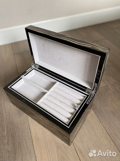 Шкатулка для украшений Jebely