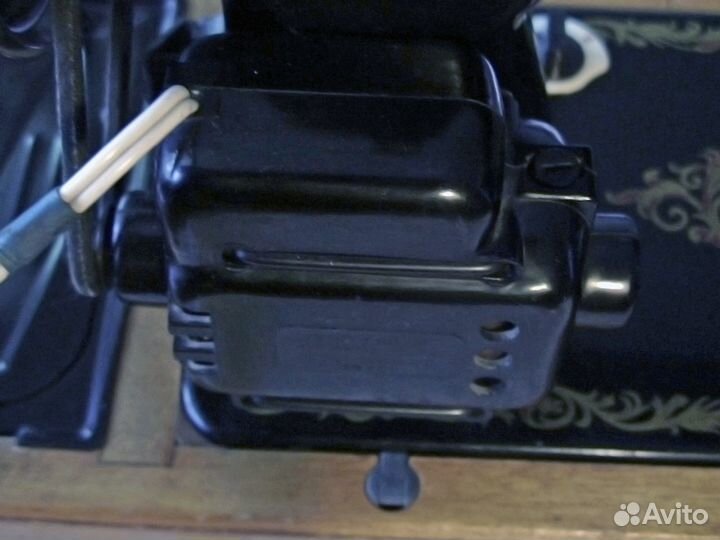 Машина швейная класса 2М с электроприводом