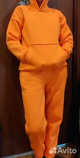 Костюм женский 44 утеплен