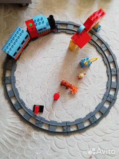 Lego duplo поезд