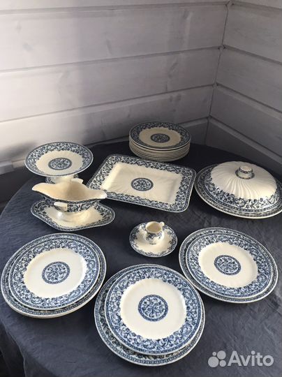 Сервиз столовый Франция Жьен