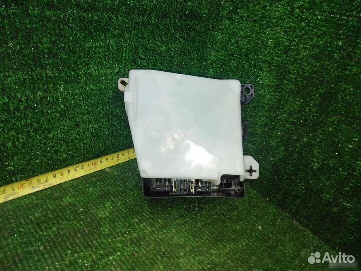 Блок предохранителей реле Mazda Capella GF8P fpde