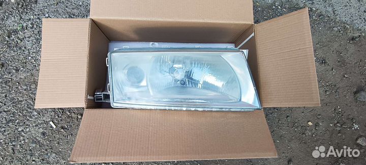 Фара правая шкода октавия тур