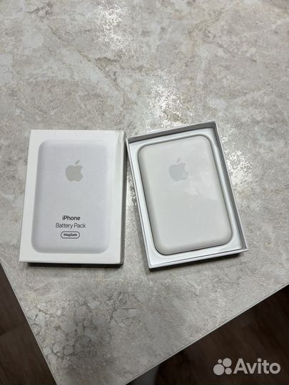 Apple magsafe battery pack