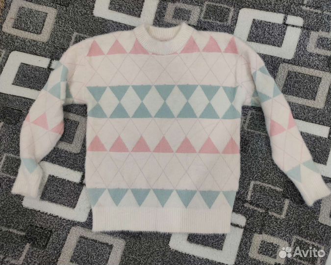 Свитер для девочки